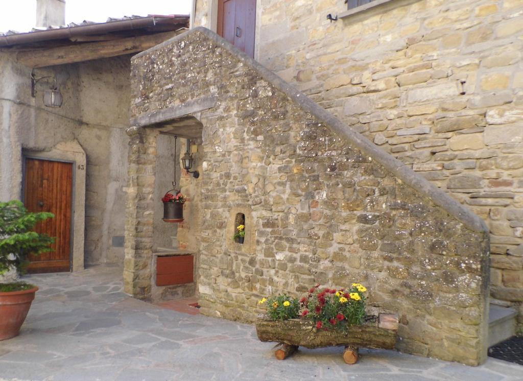 Casa Vacanze Podere Ugolini Ronta Екстериор снимка
